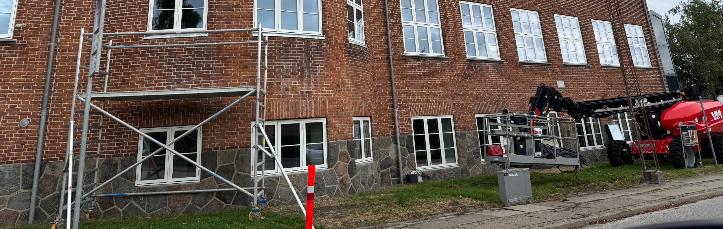 stillads arbejde